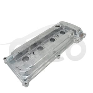 TAPA VALVULA MOTOR PREVIA / SIENNA 2AZ-FE 2.4 2000-2019 / RAV4 2.4 2004-2008 / CAMRY 2.4 2002-2011 / HIGHLANDER 2.4 2001-2007 / COROLLA 2.4 2009-2013