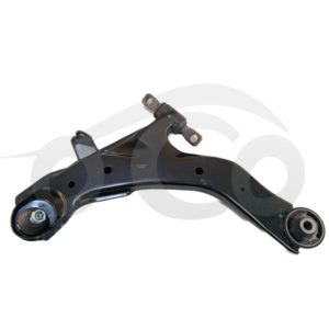 MESETA DELANTERA INFERIOR IZQUIERDA ELANTRA XD 1.6 / 2.0 / TIBURON COUPE 2.0 / 2.7 2002-2012 / CERATO 1.6 / 2.0